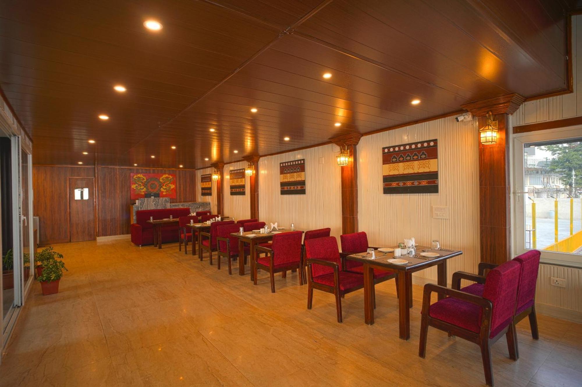 Yashshree Mussoorie Mall Road Bagian luar foto